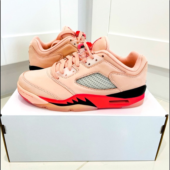 Women’s Air Jordan 5 Retro Low-“Girls that hoop”